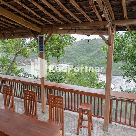 Baron Hill Resort Gunung Kidul Mitra Reddoorz Экстерьер фото