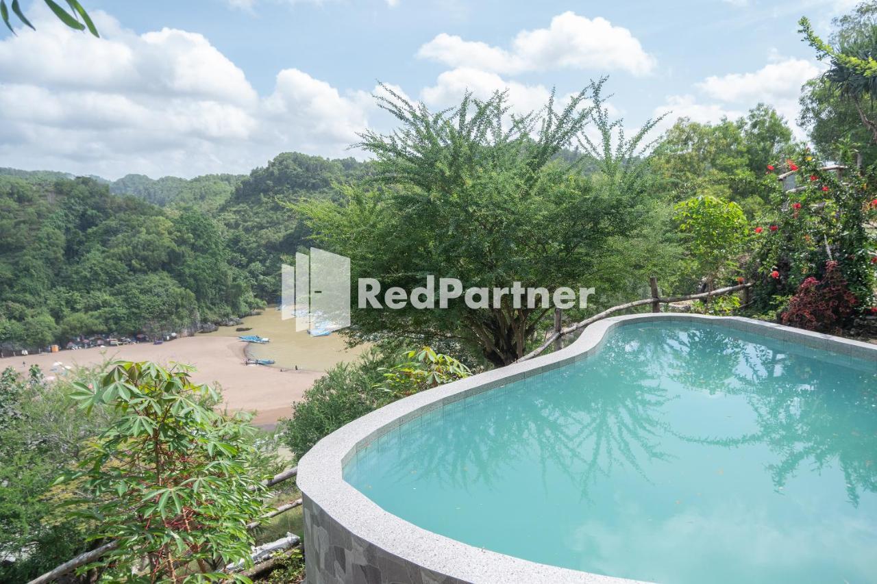 Baron Hill Resort Gunung Kidul Mitra Reddoorz Экстерьер фото